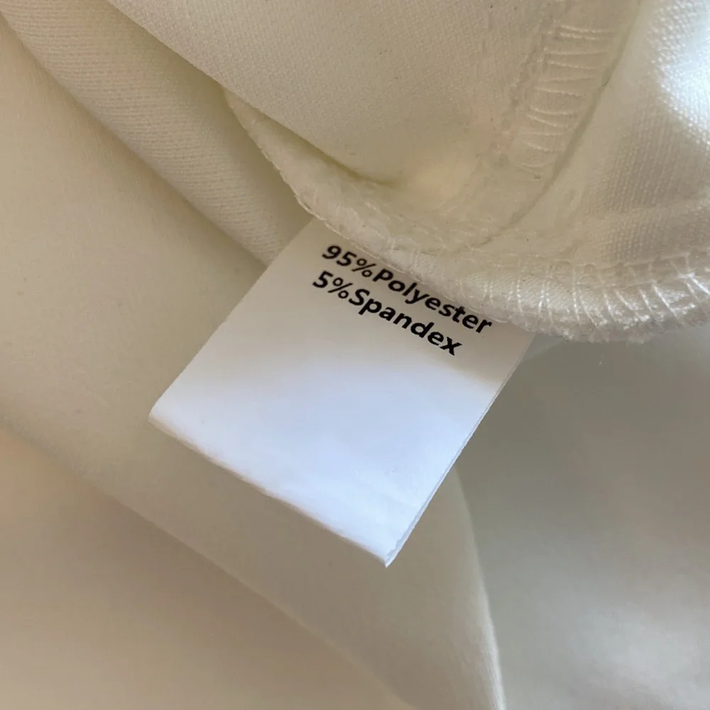 ๐ CAZNC THE LABEL - White One Shoulder Top๐ - Picture 11 of 16